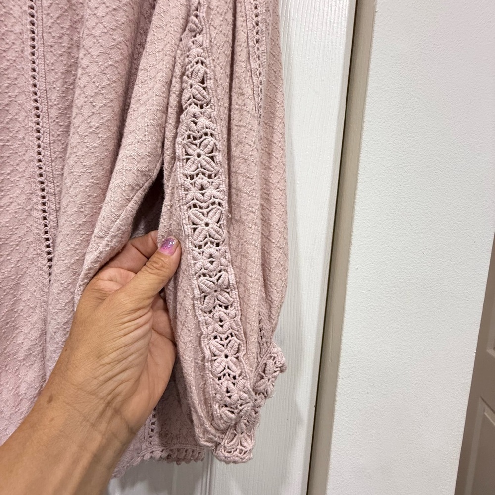 Free People Mean it Romper oversized crochet deep V-neck dusty rose size XS - Picture 9 of 14